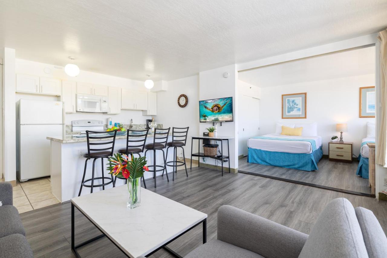 Waikiki Escapade Mountain Views Condo, Steps To Beach With Parking Perk Honolulu Exterior foto